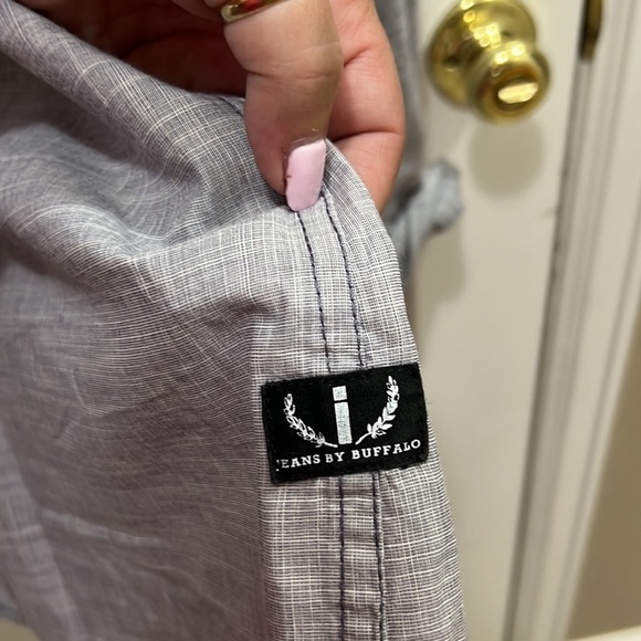 I Jeans by Buffalo shirt, size medium - Picture 5 of 6